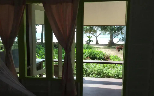 Phayam Coconut Beach Resort