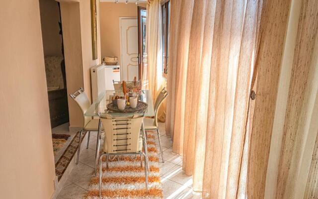 Stamoulis' house