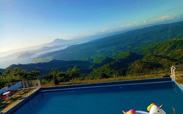 Bikyeong Hotel and Restaurant