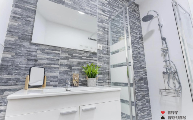 Mit House Latina En Madrid