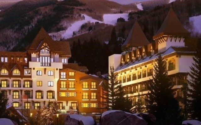 Luxury 3 Bedroom Mountain Vacation Rental in the Heart of Lionshead Village in Vail