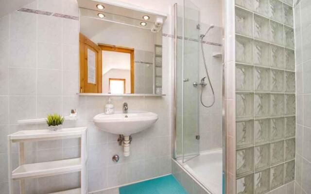 Apartment in Balatonmariafürdo 40852