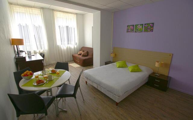 Appart Hotel Le Cours Moreau Test!!!