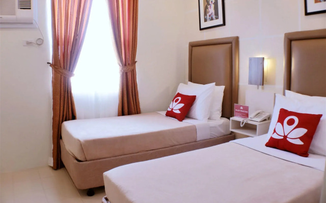 Cebu Uncle Tom's Cabin Hotel powered by Cocotel