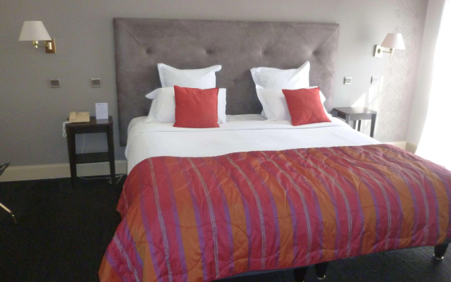 Best Western Poitiers Centre Le Grand Hotel