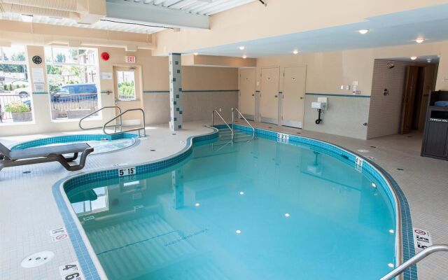 Best Western Maple Ridge Hotel