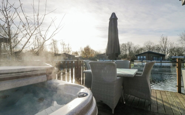 The Three Bears Lodge, Coniston Drive 11