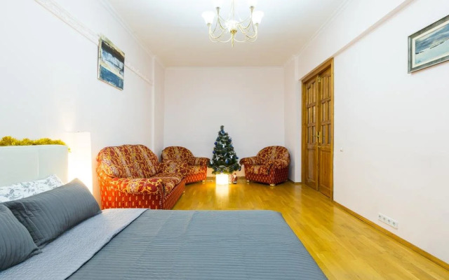 Ulitsa Pskovskaya 9 Apartments