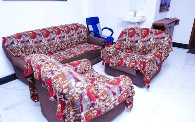 Victoria Palace. Lk by OYO Rooms