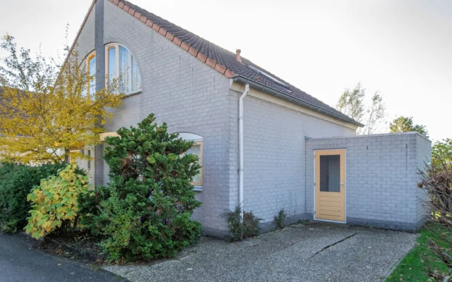Semi-detached Holiday Home With Wifi, Near the Beach