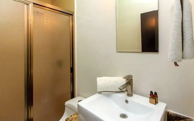 Da Vinci 103 by Praia