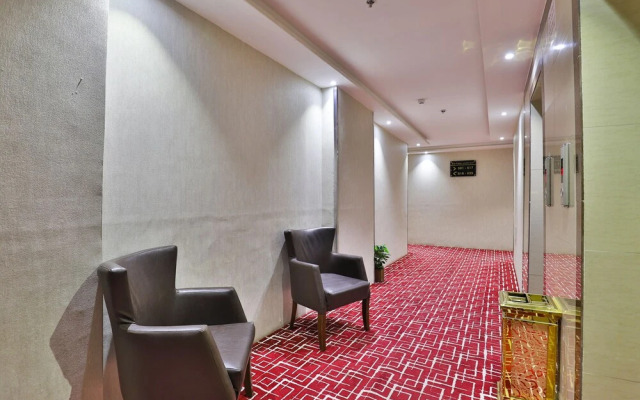 OYO 370 Inwan Residential Units