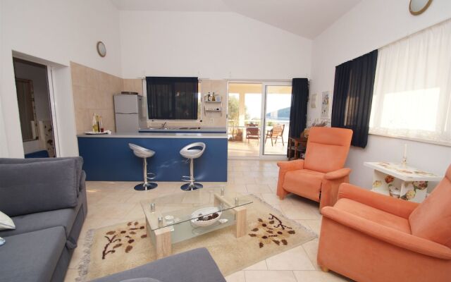 Apartment Meditation