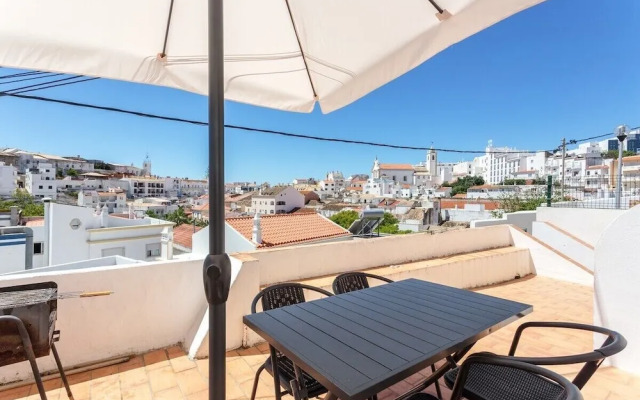 Fisherman's house with exclusive rooftop