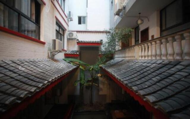 Libo QingQing Guest House