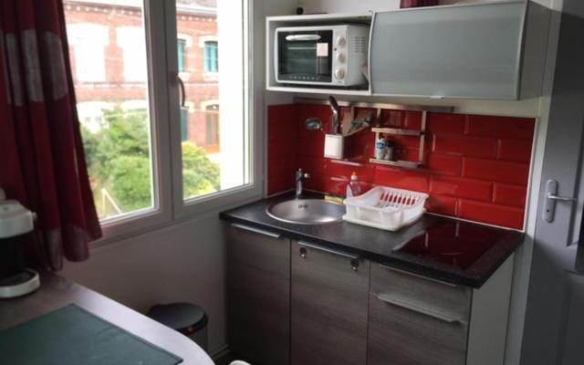 Studio fonctionnel 10min centre/500m quai de seine WIFI