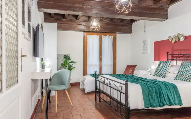 Wine Apartments Florence Ciliegiolo