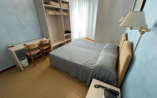 Hotel Universo