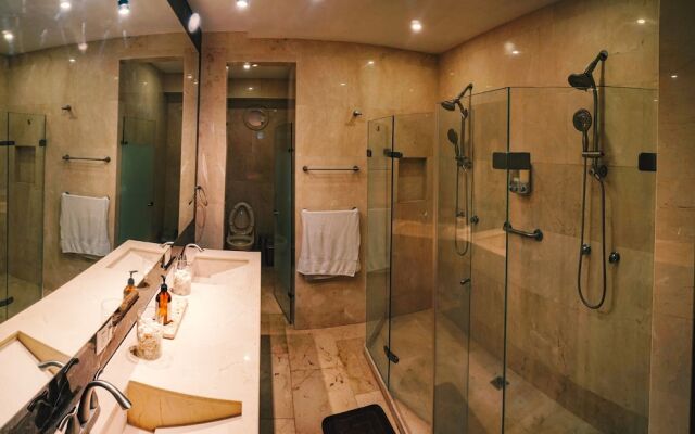 7Esp-4 Casa Con 7 Habitaciones Con Pisci