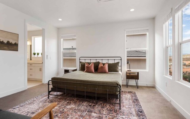 Paseos Paradise 4 Bedroom Home