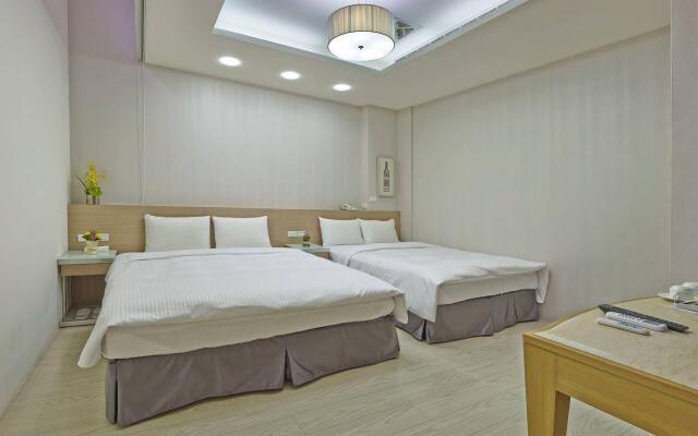 Shihlin Service Apartment