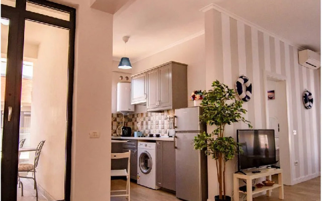 AQUARIUM Residence 2 cm