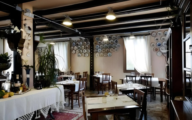 Hotel Ristorante Al Gallo