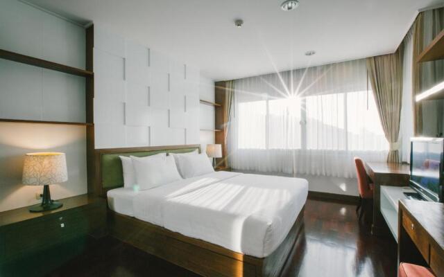 Jasmine Resort Hotel & Serviced Apartment