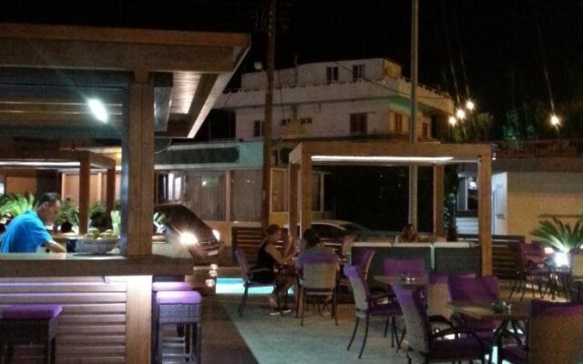 Faliro Hotel