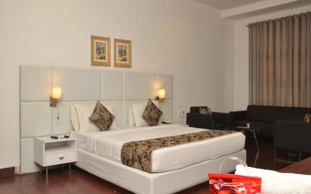 OYO 2037 Hotel Manor