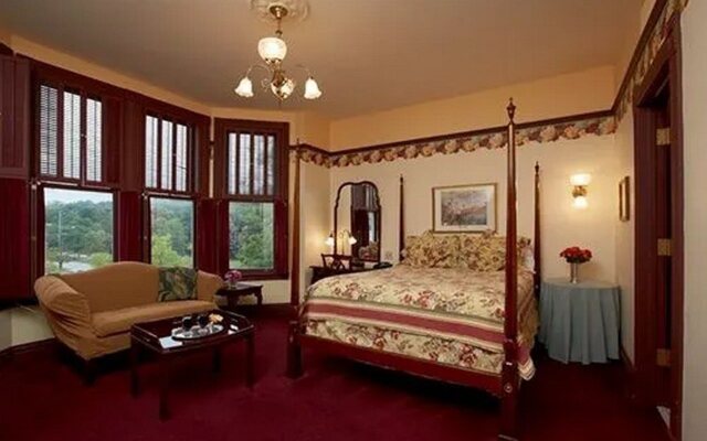 The Fig & The Pheasant Hotel