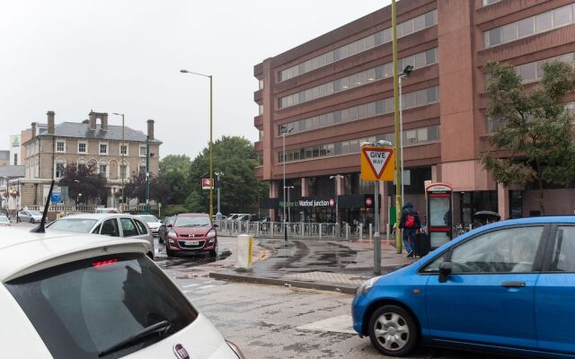 Courthouse Apartments