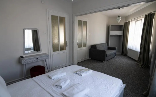 Ece Suites Apart