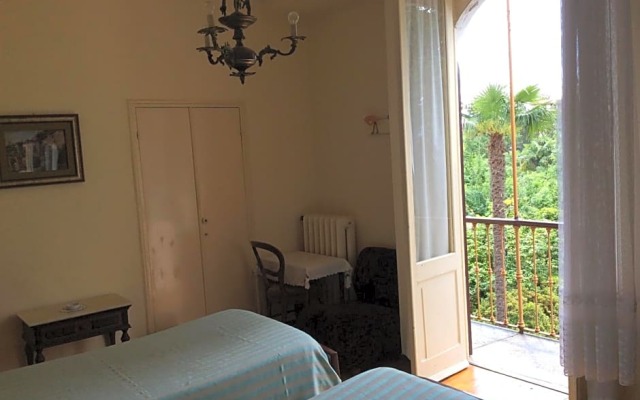 Albergo Villa Azalea