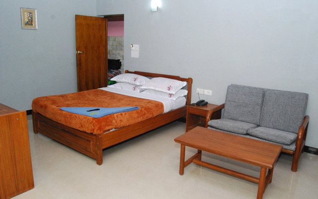 Hotel Shiv Shanti Grand