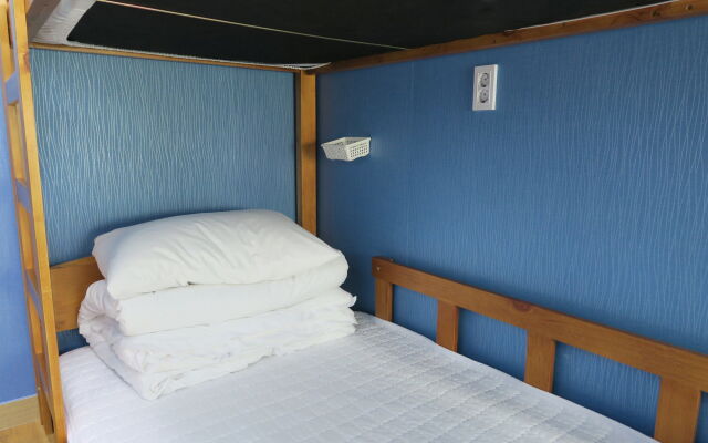 Hyu-Plus Guesthouse