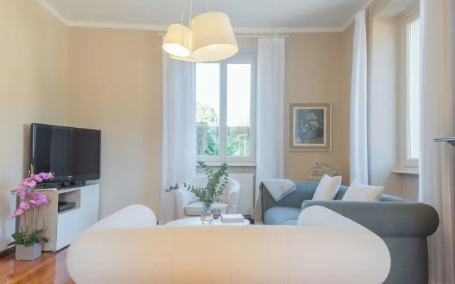 Villa Ida by Rent all Como