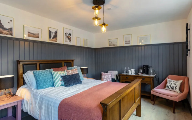 Macs Townhouse