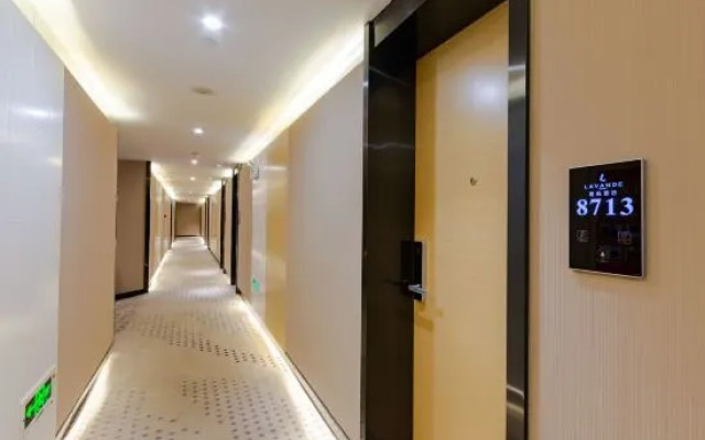 Lavande Hotel Wuhan Wujiashan 5th Ring Sports Center