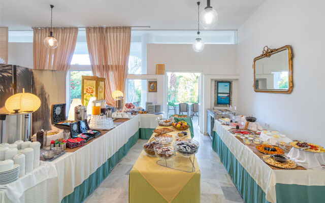 Arco Beach Hotel