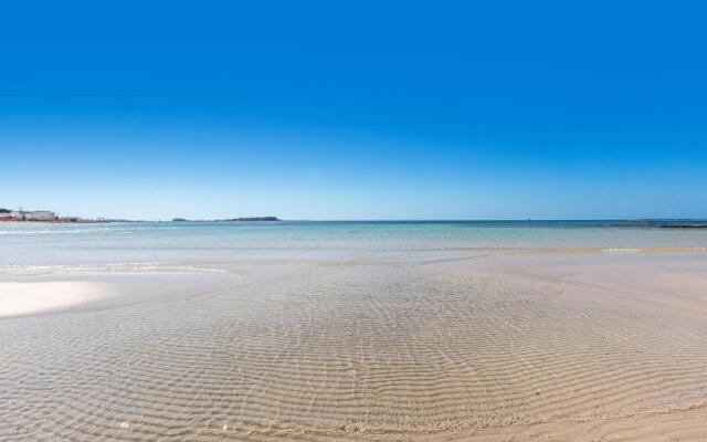 Casa Acquazzurra by BarbarHouse