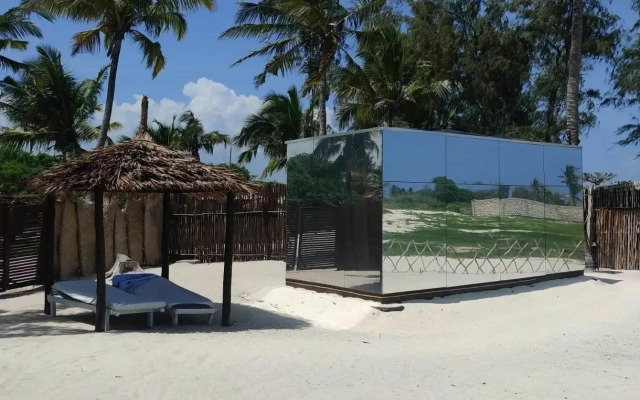 Mirror House Watamu