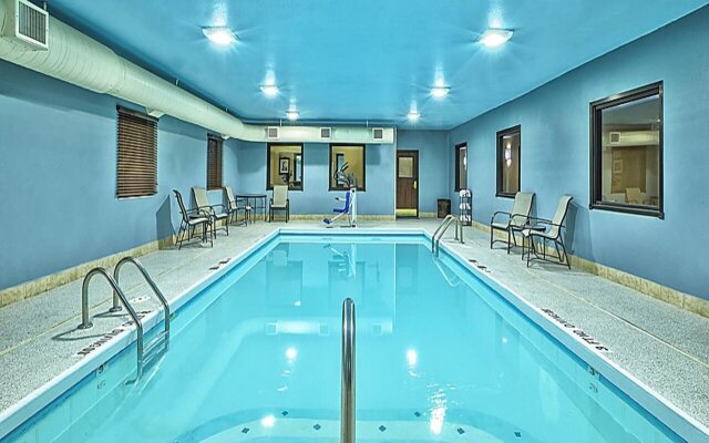 Holiday Inn Express Hotel and Suites Marysville by IHG