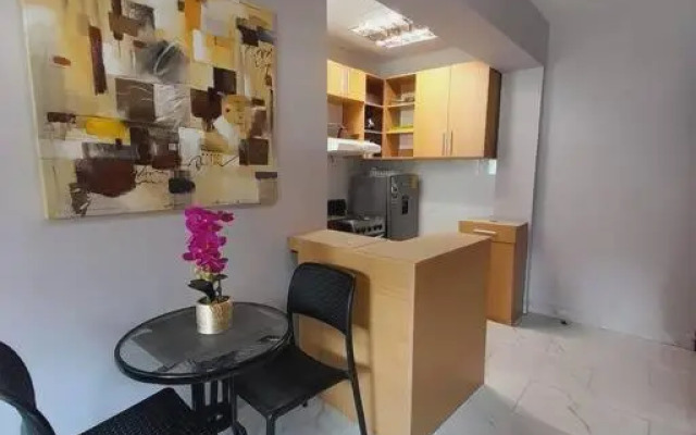 R.4-4 Lindo estudio ejecutivo en área turística.