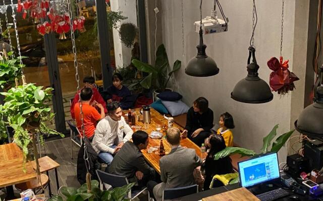 Hostel-John Cafe and Beer
