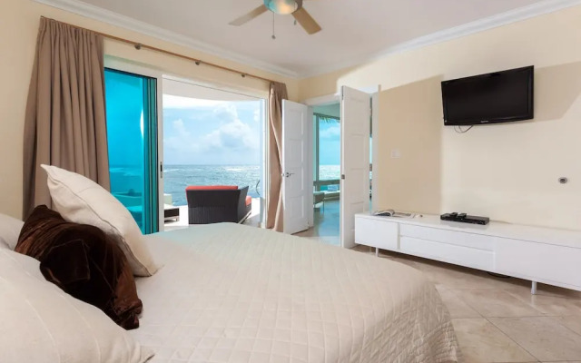 Oyster Bay Beach Resort