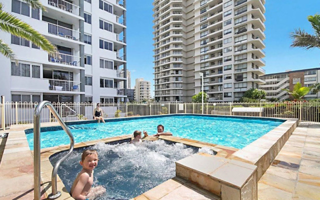 Sandpiper Apartments