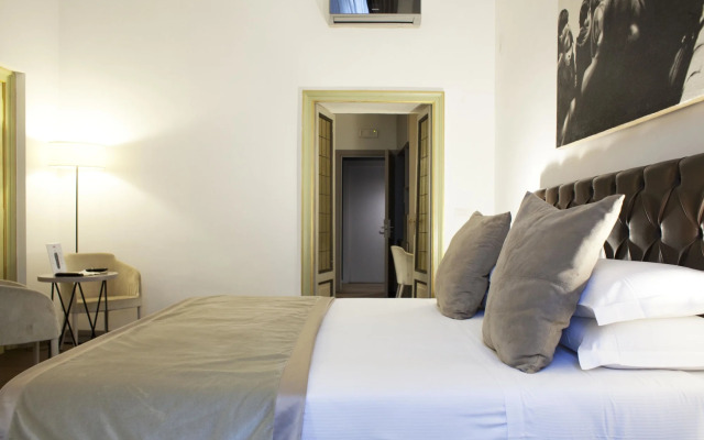 Piazza Farnese Luxury Suites