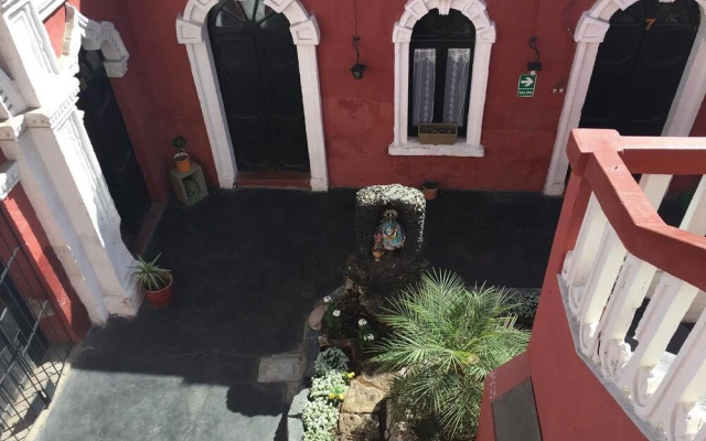Positive Hostel & Backpackers