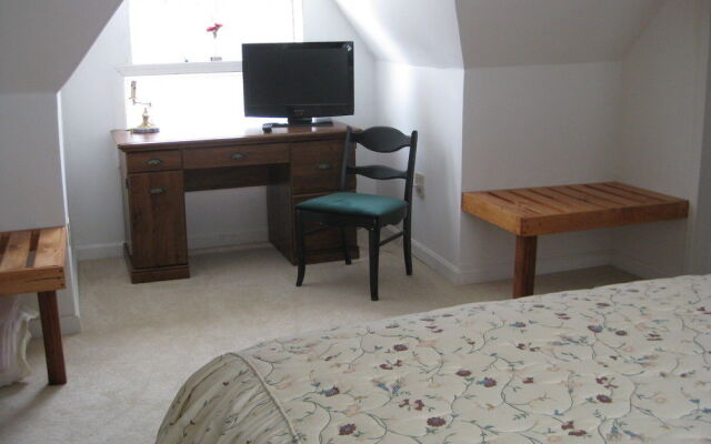 Mountain Valley Retreat